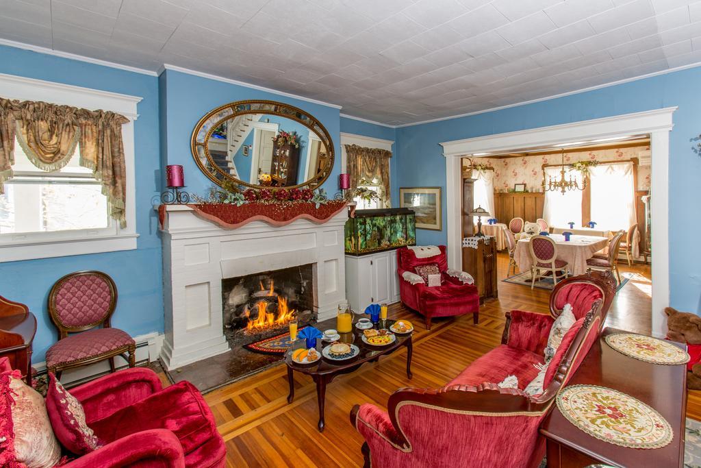 Avon Manor Cottage Екстер'єр фото