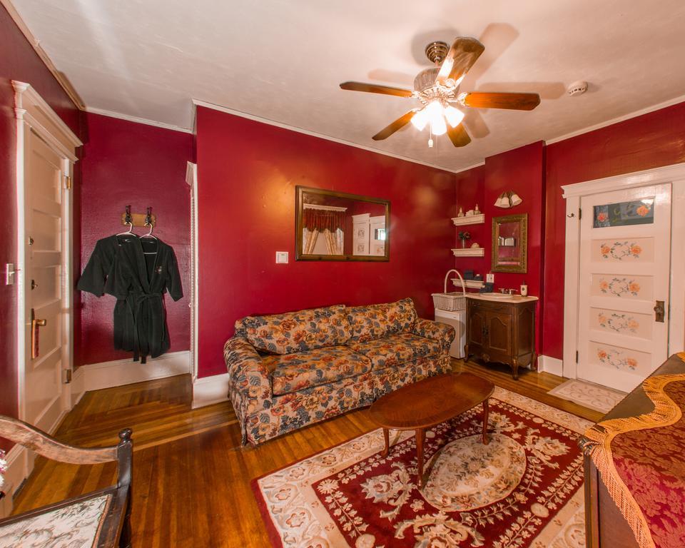 Avon Manor Cottage Екстер'єр фото