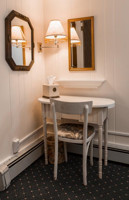 Avon Manor Cottage Екстер'єр фото