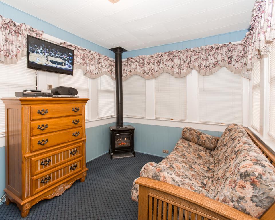 Avon Manor Cottage Екстер'єр фото